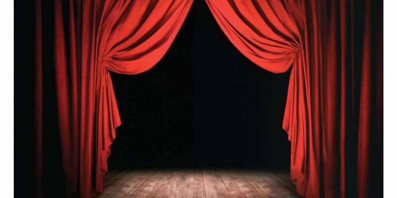 пустая сцена