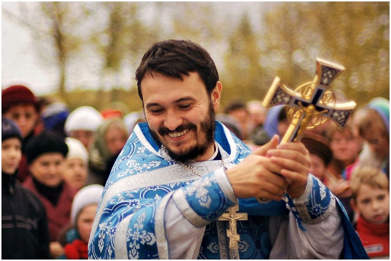 Православные сайты слушать. Православная радость. Православные люди. Радостные православные. Православные прихожане.