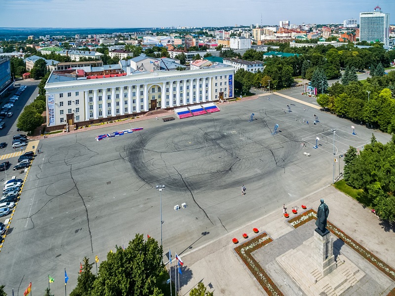 Соборная площадь Ульяновска