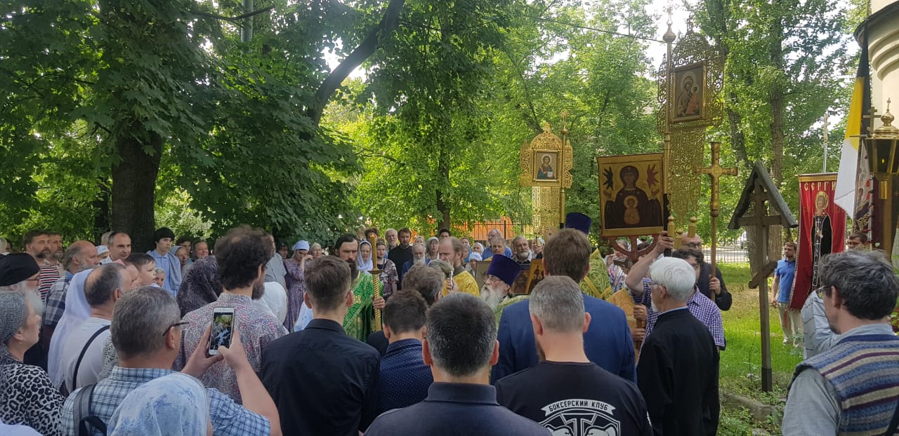 Крестный ход, Спасо-Андроников монастырь 26 июня 2018 г.