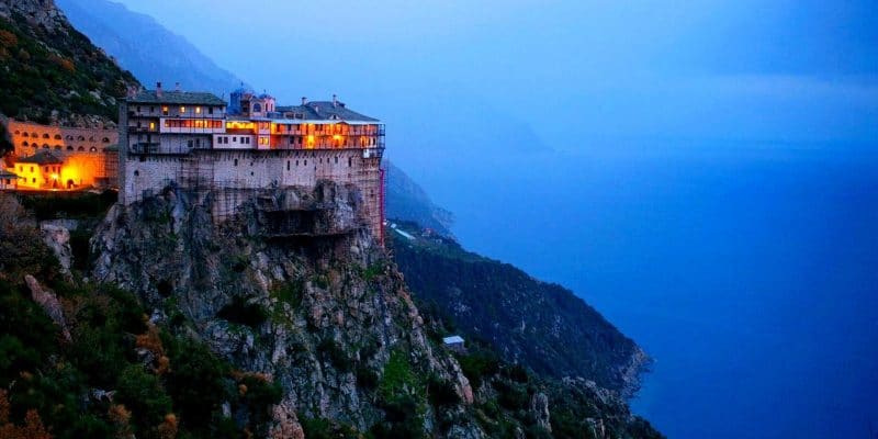 посещать афон