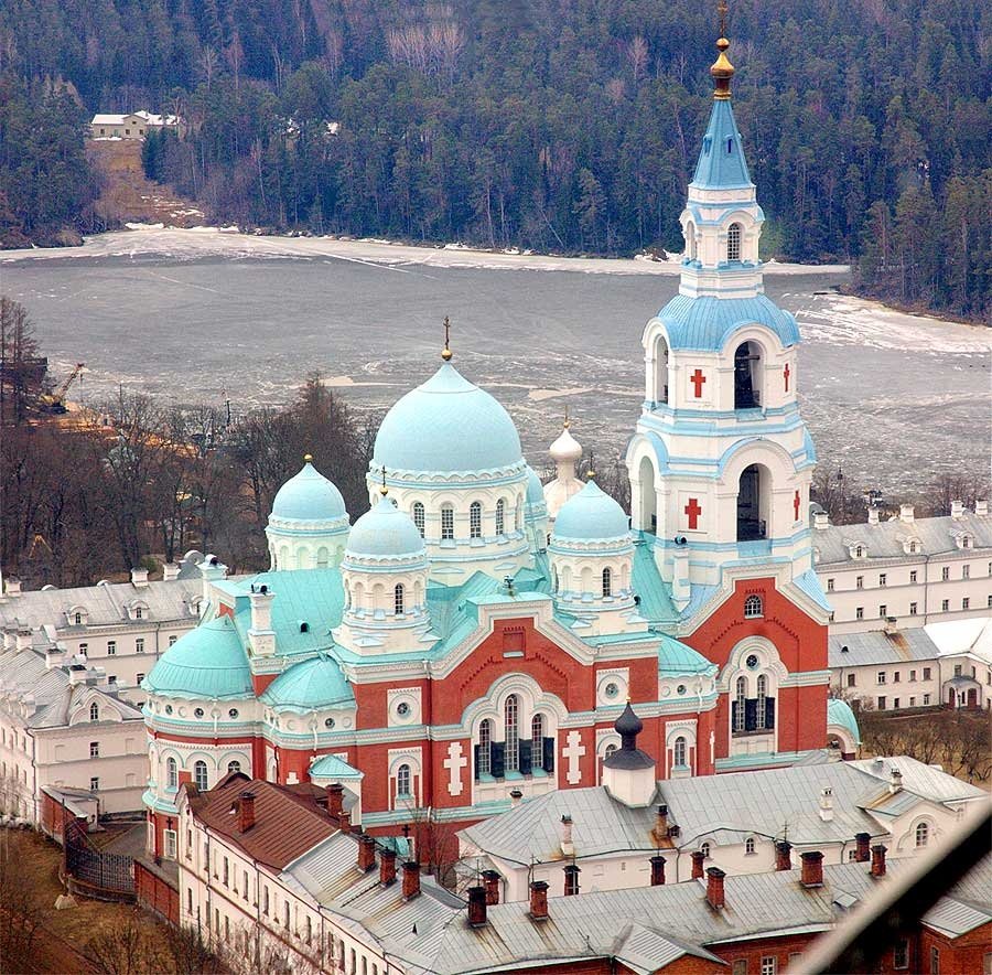 Спасо Преображенский Валаамский ставропигиальный мужской монастырь